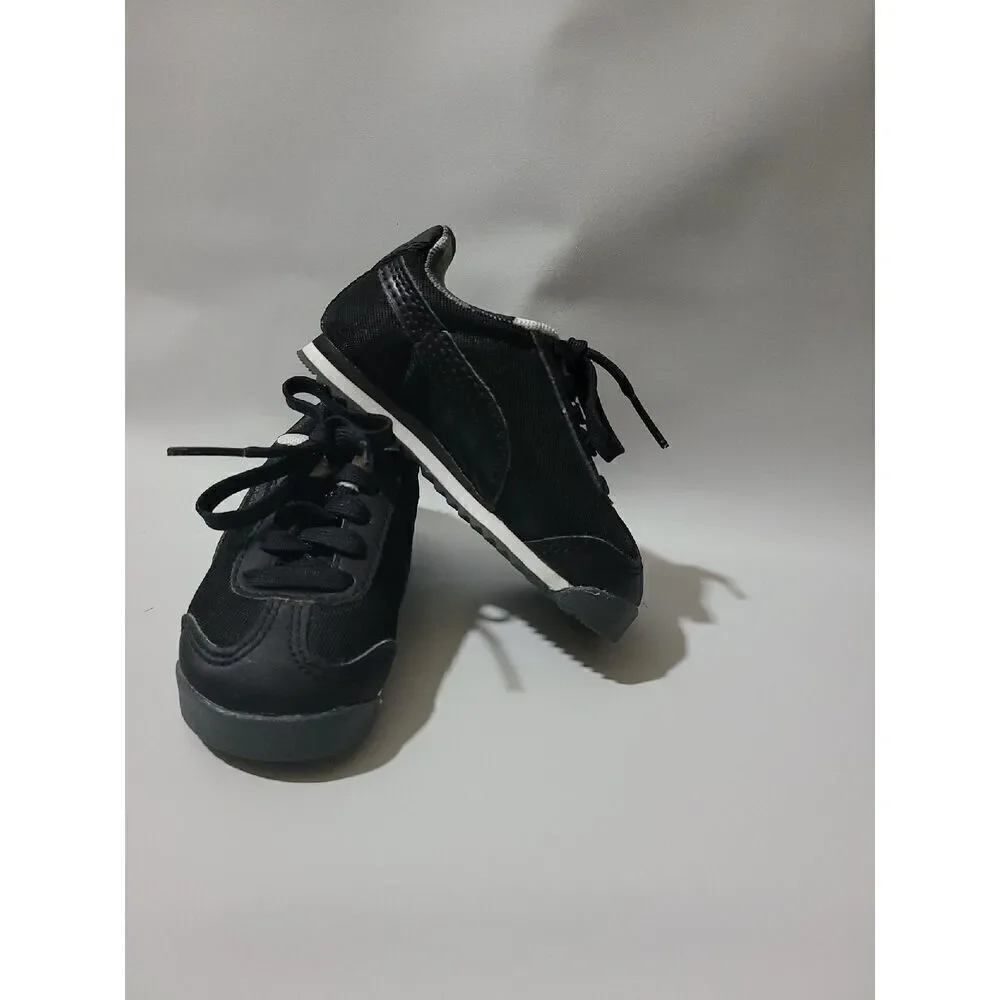 PUMA Roma Basic Sneakers in Black 5C